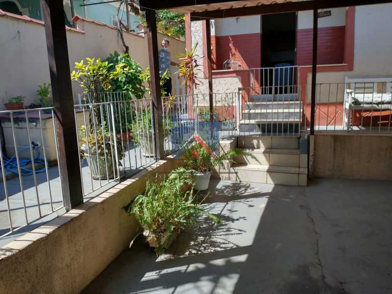 Conheça 17 do imóvel - Marechal Hermes- Duas Casas em terreno de 300 metros, total de 05 quartos, 01 vaga de garagem coberta. - FRCA50003 - 23 17 - Marechal Hermes- Duas Casas em terreno de 300 metros, total de 05 quartos, 01 vaga de garagem coberta. - FRCA50003 - 23
