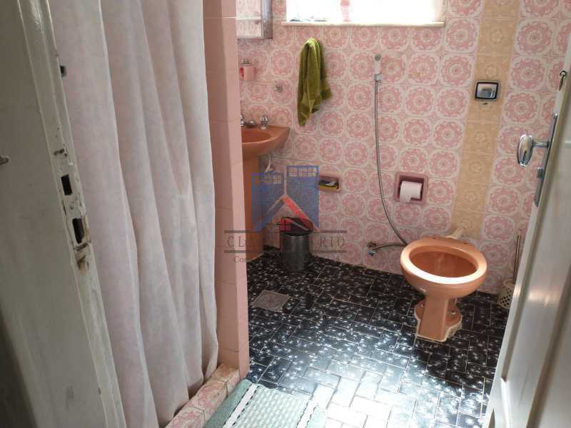 Conheça 18 do imóvel - Marechal Hermes- Duas Casas em terreno de 300 metros, total de 05 quartos, 01 vaga de garagem coberta. - FRCA50003 - 12 18 - Marechal Hermes- Duas Casas em terreno de 300 metros, total de 05 quartos, 01 vaga de garagem coberta. - FRCA50003 - 12