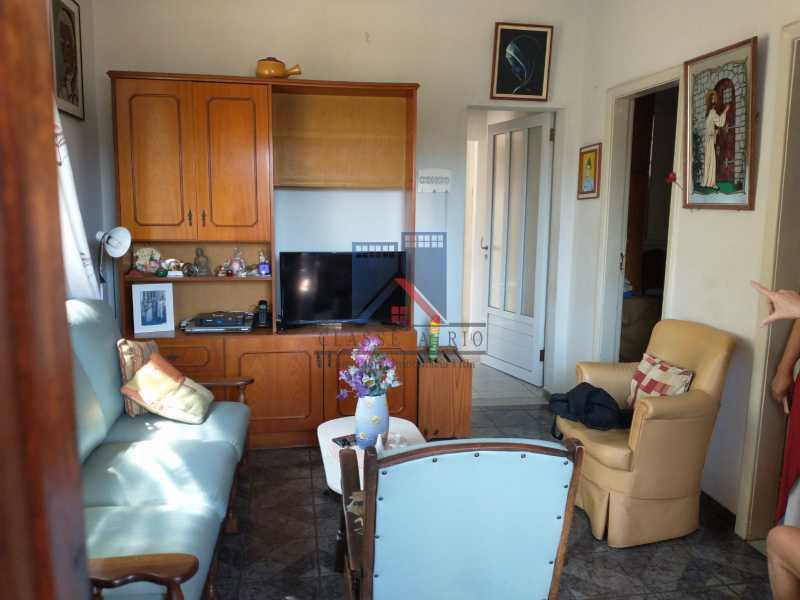 Conheça 25 do imóvel - Marechal Hermes- Duas Casas em terreno de 300 metros, total de 05 quartos, 01 vaga de garagem coberta. - FRCA50003 - 10 25 - Marechal Hermes- Duas Casas em terreno de 300 metros, total de 05 quartos, 01 vaga de garagem coberta. - FRCA50003 - 10