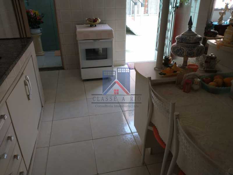 Conheça 25 do imóvel - Vista Alegre-Area Nobre, 02 casas, 03 quartos, terraço, Valor RS 590 Mil - FRCA30012 - 26 25 - Vista Alegre-Area Nobre, 02 casas, 03 quartos, terraço, Valor RS 590 Mil - FRCA30012 - 26