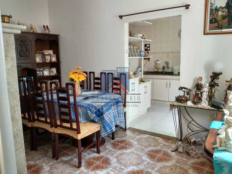 Conheça 26 do imóvel - Vista Alegre-Area Nobre, 02 casas, 03 quartos, terraço, Valor RS 590 Mil - FRCA30012 - 27 26 - Vista Alegre-Area Nobre, 02 casas, 03 quartos, terraço, Valor RS 590 Mil - FRCA30012 - 27