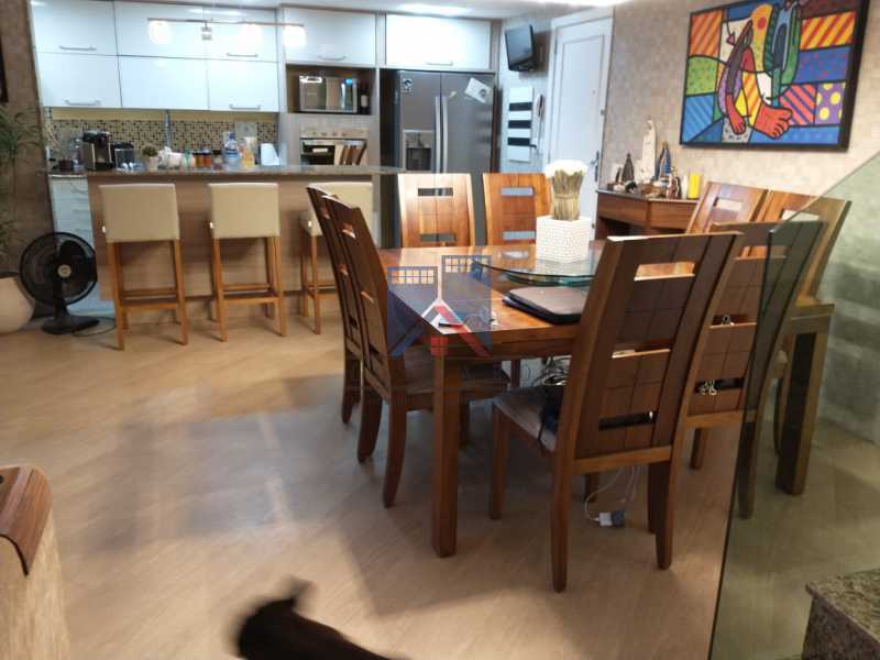 Conheça 13 do imóvel - Freguesia-Ampla Cobertura Luxuosa, área nobre, Varandão, Salão, cozinha conceito aberto, 03 quartos (02 Suites), repleto armários planejados, terraço área Gourmet, piscina, ducha, 02 vagas de Garagem. - FRCO30020 - 16 13 - Freguesia-Ampla Cobertura Luxuosa, área nobre, Varandão, Salão, cozinha conceito aberto, 03 quartos (02 Suites), repleto armários planejados, terraço área Gourmet, piscina, ducha, 02 vagas de Garagem. - FRCO30020 - 16