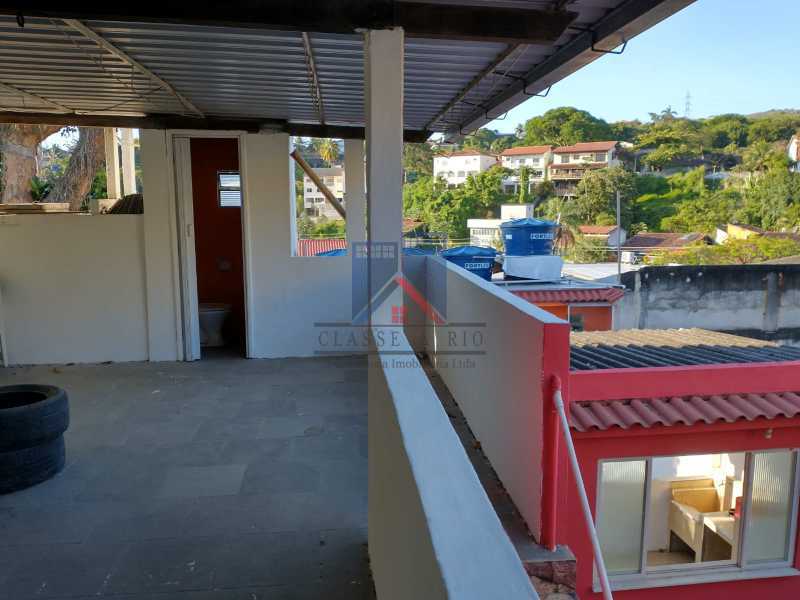Conheça 2 do imóvel - LOCAÇÃO-PECHINCHA-Casa Linear, Vila, Fundos, 03 Quartos, Quintal e Terraço, Rua Próxima ao Center Shopping - FRCV30001 - 3 2 - LOCAÇÃO-PECHINCHA-Casa Linear, Vila, Fundos, 03 Quartos, Quintal e Terraço, Rua Próxima ao Center Shopping - FRCV30001 - 3