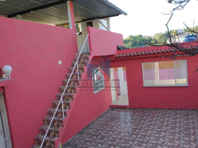 Conheça 3 do imóvel - LOCAÇÃO-PECHINCHA-Casa Linear, Vila, Fundos, 03 Quartos, Quintal e Terraço, Rua Próxima ao Center Shopping - FRCV30001 - 4 3 - LOCAÇÃO-PECHINCHA-Casa Linear, Vila, Fundos, 03 Quartos, Quintal e Terraço, Rua Próxima ao Center Shopping - FRCV30001 - 4