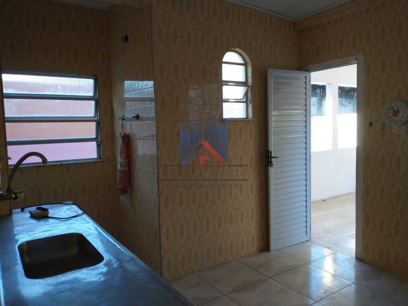 Conheça 12 do imóvel - LOCAÇÃO-PECHINCHA-Casa Linear, Vila, Fundos, 03 Quartos, Quintal e Terraço, Rua Próxima ao Center Shopping - FRCV30001 - 15 12 - LOCAÇÃO-PECHINCHA-Casa Linear, Vila, Fundos, 03 Quartos, Quintal e Terraço, Rua Próxima ao Center Shopping - FRCV30001 - 15