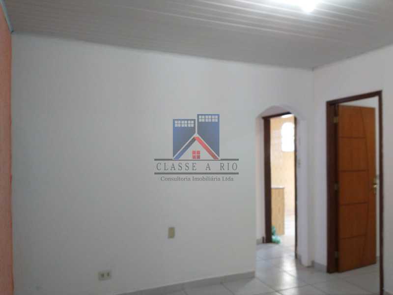 Conheça 16 do imóvel - LOCAÇÃO-PECHINCHA-Casa Linear, Vila, Fundos, 03 Quartos, Quintal e Terraço, Rua Próxima ao Center Shopping - FRCV30001 - 22 16 - LOCAÇÃO-PECHINCHA-Casa Linear, Vila, Fundos, 03 Quartos, Quintal e Terraço, Rua Próxima ao Center Shopping - FRCV30001 - 22