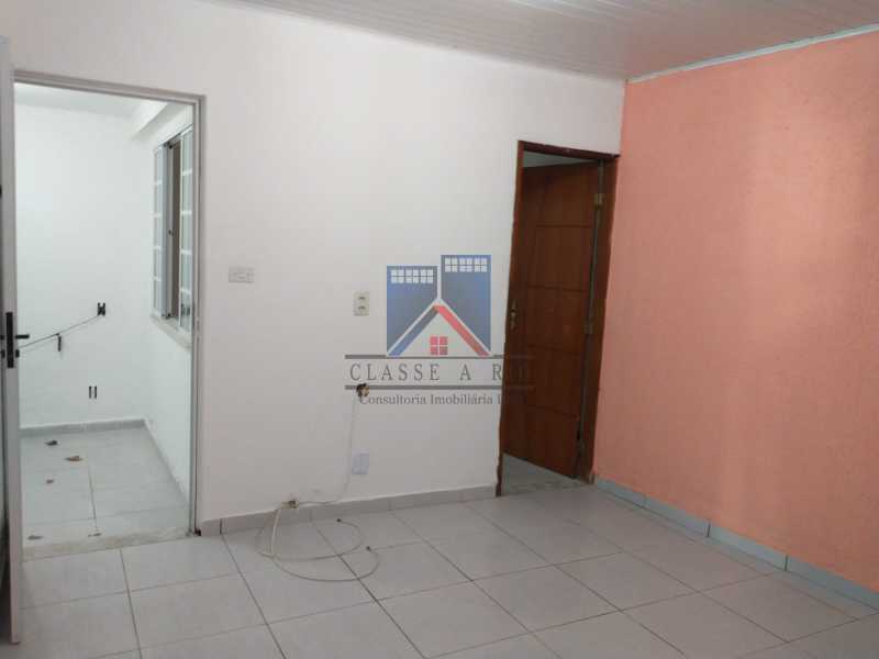Conheça 19 do imóvel - LOCAÇÃO-PECHINCHA-Casa Linear, Vila, Fundos, 03 Quartos, Quintal e Terraço, Rua Próxima ao Center Shopping - FRCV30001 - 25 19 - LOCAÇÃO-PECHINCHA-Casa Linear, Vila, Fundos, 03 Quartos, Quintal e Terraço, Rua Próxima ao Center Shopping - FRCV30001 - 25