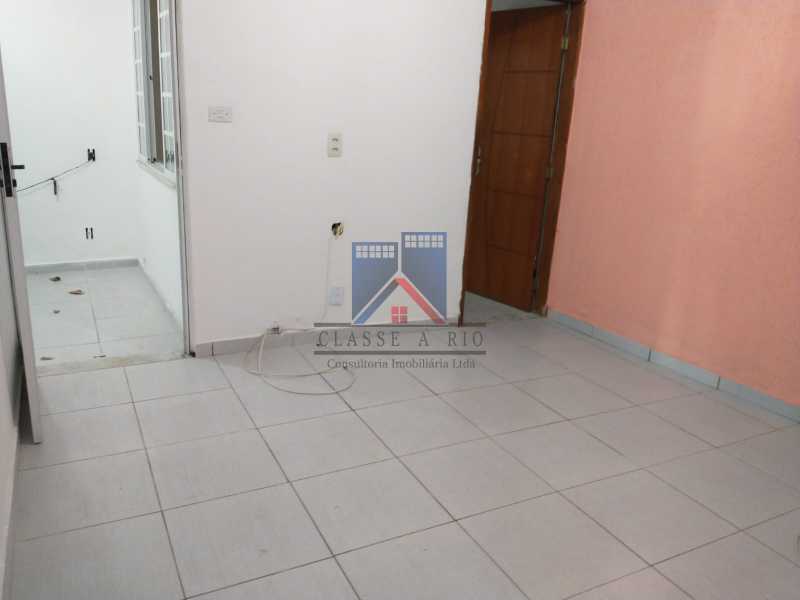 Conheça 27 do imóvel - LOCAÇÃO-PECHINCHA-Casa Linear, Vila, Fundos, 03 Quartos, Quintal e Terraço, Rua Próxima ao Center Shopping - FRCV30001 - 21 27 - LOCAÇÃO-PECHINCHA-Casa Linear, Vila, Fundos, 03 Quartos, Quintal e Terraço, Rua Próxima ao Center Shopping - FRCV30001 - 21