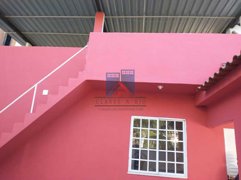 Conheça 30 do imóvel - LOCAÇÃO-PECHINCHA-Casa Linear, Vila, Fundos, 03 Quartos, Quintal e Terraço, Rua Próxima ao Center Shopping - FRCV30001 - 31 30 - LOCAÇÃO-PECHINCHA-Casa Linear, Vila, Fundos, 03 Quartos, Quintal e Terraço, Rua Próxima ao Center Shopping - FRCV30001 - 31