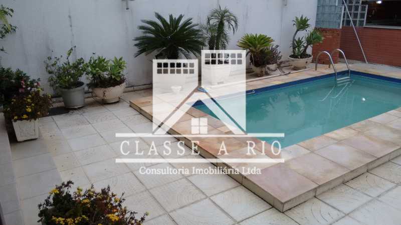 Conheça 02 do imóvel - Anil-Casa condominio, 4 quartos, 2 suites, Armários, Lazer, 4 vagas garagem - FRCN40018 - 7 02 - Anil-Casa condominio, 4 quartos, 2 suites, Armários, Lazer, 4 vagas garagem - FRCN40018 - 7