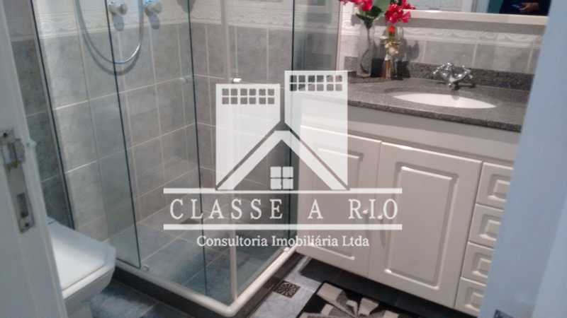 Conheça 018 do imóvel - Anil-Casa condominio, 4 quartos, 2 suites, Armários, Lazer, 4 vagas garagem - FRCN40018 - 19 018 - Anil-Casa condominio, 4 quartos, 2 suites, Armários, Lazer, 4 vagas garagem - FRCN40018 - 19
