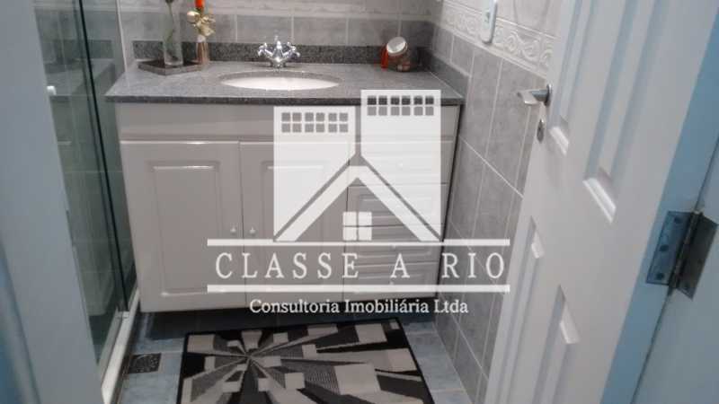 Conheça 021 do imóvel - Anil-Casa condominio, 4 quartos, 2 suites, Armários, Lazer, 4 vagas garagem - FRCN40018 - 22 021 - Anil-Casa condominio, 4 quartos, 2 suites, Armários, Lazer, 4 vagas garagem - FRCN40018 - 22