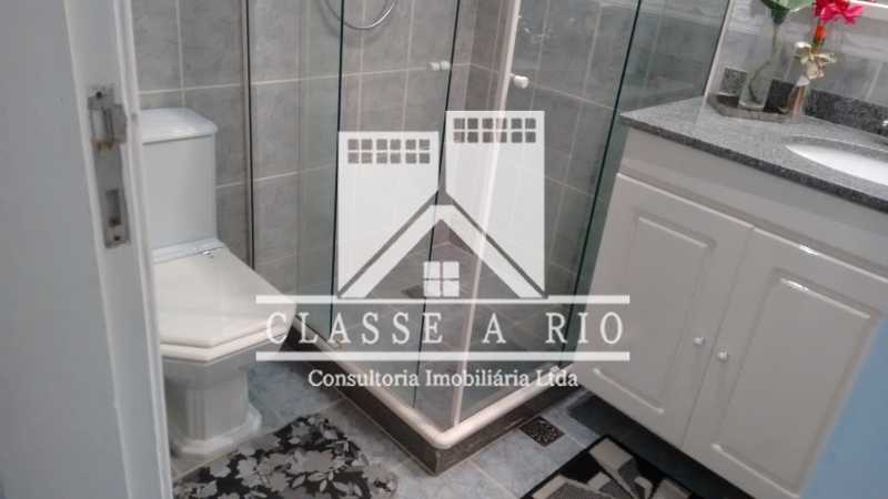 Conheça 027 do imóvel - Anil-Casa condominio, 4 quartos, 2 suites, Armários, Lazer, 4 vagas garagem - FRCN40018 - 28 027 - Anil-Casa condominio, 4 quartos, 2 suites, Armários, Lazer, 4 vagas garagem - FRCN40018 - 28