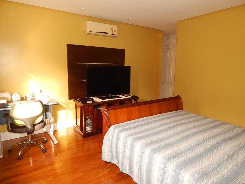 Conheça IMG-20181107-WA0031 do imóvel - Vendo Apto Condomínio Terrazzas - 5 qts com dependência completa - Praia Barra da Tijuca - RDAP50001 - 8 IMG-20181107-WA0031 - Vendo Apto Condomínio Terrazzas - 5 qts com dependência completa - Praia Barra da Tijuca - RDAP50001 - 8