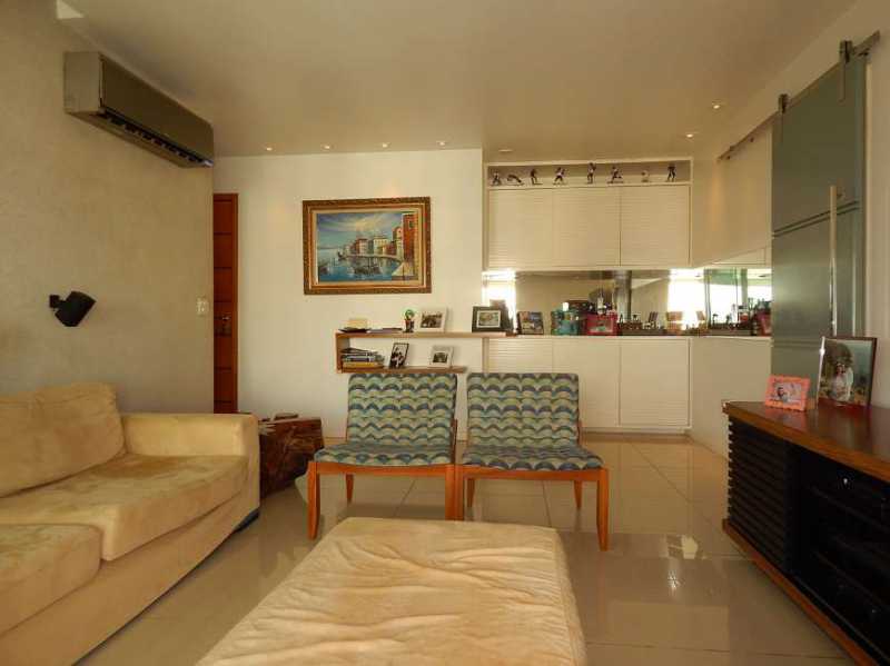 Conheça 21 - 4 do imóvel - Vendo ou Alugo Blue Vision 4 quartos com dependência completa - Todo Mobiliado - Barra da Tijuca - RDAP60001 - 7 21 - 4 - Vendo ou Alugo Blue Vision 4 quartos com dependência completa - Todo Mobiliado - Barra da Tijuca - RDAP60001 - 7
