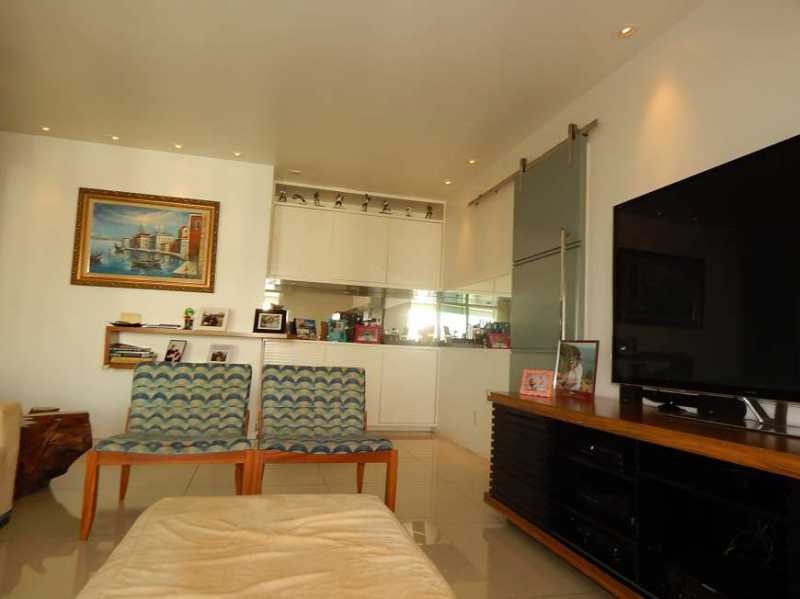 Conheça 25 - 3 do imóvel - Vendo ou Alugo Blue Vision 4 quartos com dependência completa - Todo Mobiliado - Barra da Tijuca - RDAP60001 - 8 25 - 3 - Vendo ou Alugo Blue Vision 4 quartos com dependência completa - Todo Mobiliado - Barra da Tijuca - RDAP60001 - 8