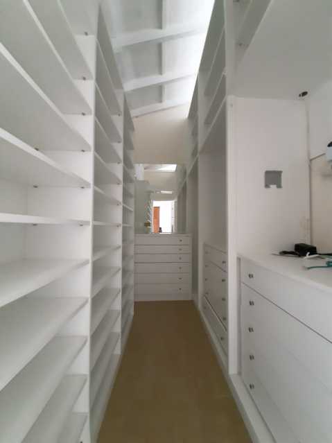 Conheça f4f16286-d5e5-4082-8914-530438 do imóvel - Alugo Linda Cobertura Duplex, 3 suítes, sauna, jacuzzi e varandão gourmet - CGCO30006 - 13 f4f16286-d5e5-4082-8914-530438 - Alugo Linda Cobertura Duplex, 3 suítes, sauna, jacuzzi e varandão gourmet - CGCO30006 - 13