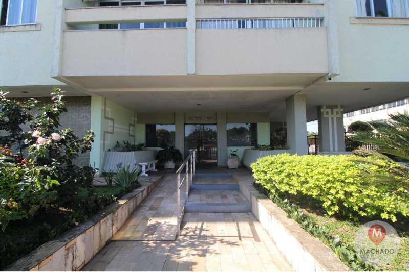Conheça 17 - Entrada Prédio do imóvel - APARTAMENTO À VENDA EM ARARUAMA - CENTRO - AP-0114 - 18 17 - Entrada Prédio - APARTAMENTO À VENDA EM ARARUAMA - CENTRO - AP-0114 - 18