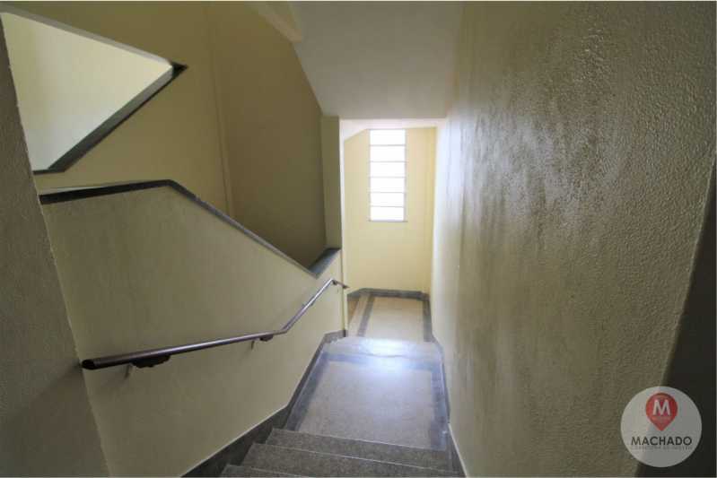 Conheça 8 - Circulação do imóvel - APARTAMENTO À VENDA EM ARARUAMA - IGUABINHA - AP-0112 - 9 8 - Circulação - APARTAMENTO À VENDA EM ARARUAMA - IGUABINHA - AP-0112 - 9