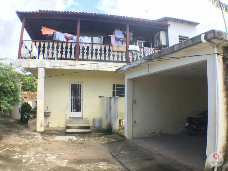 Conheça 11 - Garagem do imóvel - CASA À VENDA EM ARARUAMA - CENTRO - CI-0199 - 11 11 - Garagem - CASA À VENDA EM ARARUAMA - CENTRO - CI-0199 - 11
