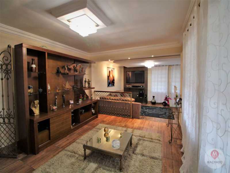 Conheça 3 - Sala do imóvel - CASA À VENDA EM ARARUAMA - IGUABINHA - CI-0287 - 4 3 - Sala - CASA À VENDA EM ARARUAMA - IGUABINHA - CI-0287 - 4