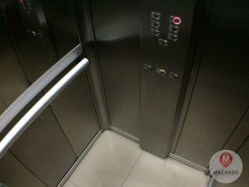 Conheça 3 - Elevador do imóvel - APARTAMENTO À VENDA EM ARARUAMA - PARQUE HOTEL - AP-0028 - 4 3 - Elevador - APARTAMENTO À VENDA EM ARARUAMA - PARQUE HOTEL - AP-0028 - 4