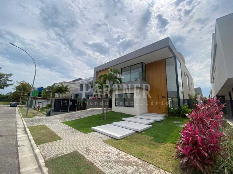 WhatsApp Image 2022-10-31 at 1 - Casa Tríplex 5 Suítes Condomínio Alphaville Barra da Tijuca - BTCN50055 - 30