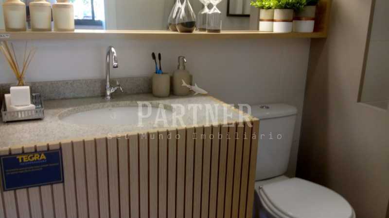 Conheça 12-Suíte. do imóvel - East Side Apartamento 2 quartos Todos Os Santos - BTAP20199 - 5 12-Suíte. - East Side Apartamento 2 quartos Todos Os Santos - BTAP20199 - 5