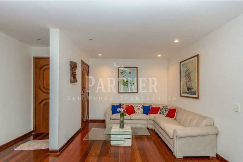 Conheça WhatsApp Image 2023-01-24 at 1 do imóvel - Apartamento Tríplex 2 Quartos Condomínio Residencial Praia da Barra - BTAP20840 - 12 WhatsApp Image 2023-01-24 at 1 - Apartamento Tríplex 2 Quartos Condomínio Residencial Praia da Barra - BTAP20840 - 12