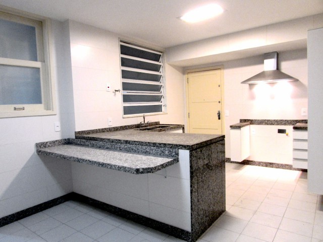 FOTO31 - Apartamento para alugar Avenida Atlântica,Copacabana, Rio de Janeiro - R$ 9.500 - LOC010139 - 33