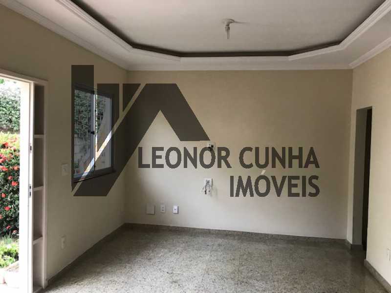 Sala 02 - Linda Casa De 3 Quartos Em Vila Valqueire!! Ótima Localização - LCCN30005 - 19
