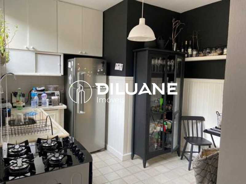 Conheça 11 do imóvel - Apartamento 2 quartos (planta original), 87 m², armários na cozinha - BTAP20310 - 11 11 - Apartamento 2 quartos (planta original), 87 m², armários na cozinha - BTAP20310 - 11