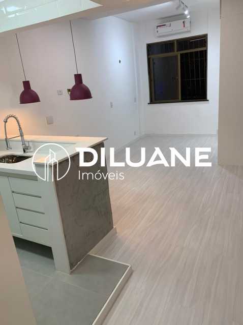 Conheça WhatsApp Image 2021-06-13 at 2 do imóvel - Kitnet/Conjugado 26m² à venda Copacabana, Rio de Janeiro - R$ 475.000 - BTKI00081 - 1 WhatsApp Image 2021-06-13 at 2 - Kitnet/Conjugado 26m² à venda Copacabana, Rio de Janeiro - R$ 475.000 - BTKI00081 - 1