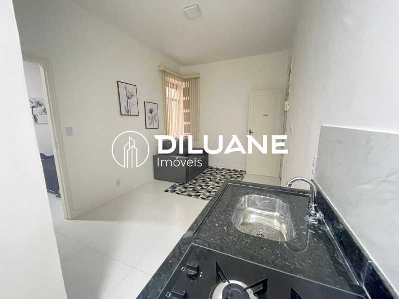 Conheça d9e46433-be70-4e65-b6f4-0dd5fa do imóvel - quarto e sala em Copacabana todo reformado no posto 4 5 próximo do metrô praia silencioso com portaria 24 horas - BTAP10393 - 5 d9e46433-be70-4e65-b6f4-0dd5fa - quarto e sala em Copacabana todo reformado no posto 4 5 próximo do metrô praia silencioso com portaria 24 horas - BTAP10393 - 5