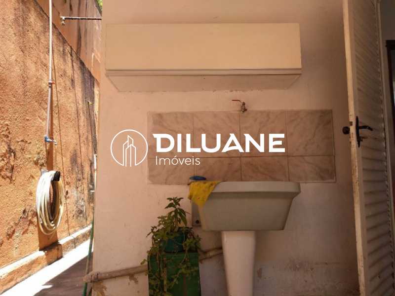 Conheça 107234723346242 do imóvel - Diluane Imóveis Vende. Frente de rua. Bem localizada. Próximo Praça do Gradim. - NTCA30023 - 14 107234723346242 - Diluane Imóveis Vende. Frente de rua. Bem localizada. Próximo Praça do Gradim. - NTCA30023 - 14