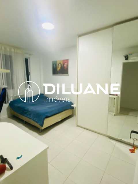 Conheça 339215887048577 do imóvel - Diluane Imóveis Vende. Excelente cobertuta 320m². 4 quartos suíte.Garagem 4 carros. Condominio Recém Construído. - BTCO40037 - 20 339215887048577 - 20