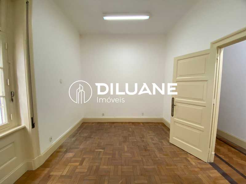 Conheça WhatsApp Image 2022-08-22 at 1 do imóvel - Casa Comercial 540m² para venda e aluguel Rua Eduardo Guinle, Botafogo, Rio de Janeiro - R$ 13.000.000 - BTCC00013 - 17 WhatsApp Image 2022-08-22 at 1 - Casa Comercial 540m² para venda e aluguel Rua Eduardo Guinle, Botafogo, Rio de Janeiro - R$ 13.000.000 - BTCC00013 - 17