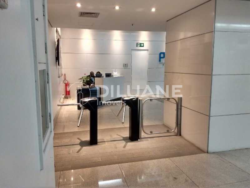 Conheça 065274588535811 do imóvel - Diluane Imóveis Vende ou Aluga. Excelente sala comercial em Shooping. 27m². - NTSL00024 - 15 065274588535811 - Diluane Imóveis Vende ou Aluga. Excelente sala comercial em Shooping. 27m². - NTSL00024 - 15