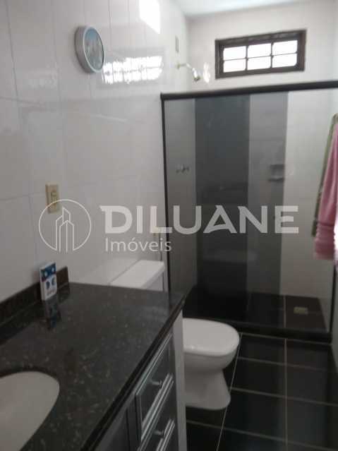 Conheça 28073b27-bfcb-471b-ade0-c77343 do imóvel - Diluane Imóveis Vende. Paraíso próximo À Rua Paul Leroux. Casa Duplex com ótimo Terraço. Garagem. Ótimo acabamento. Aceita carta de crédito. - NTCA40023 - 21 28073b27-bfcb-471b-ade0-c77343 - Diluane Imóveis Vende. Paraíso próximo À Rua Paul Leroux. Casa Duplex com ótimo Terraço. Garagem. Ótimo acabamento. Aceita carta de crédito. - NTCA40023 - 21