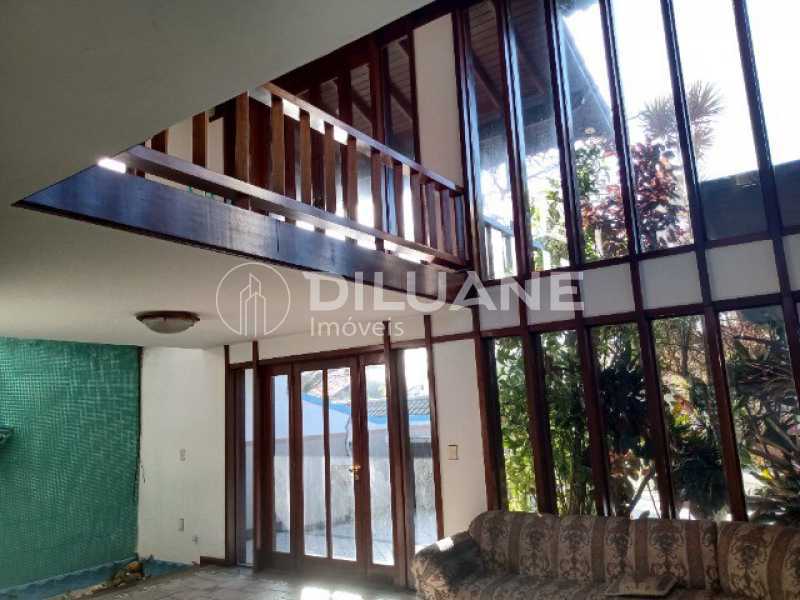 Conheça 324233114247060 do imóvel - Diluane Imoveis Vende. Piratininga. Excelente Triplex. 1a Quadra da Praia.Vista Panorâmica para Mar e Lagoa. - NTCA40024 - 6 324233114247060 - Diluane Imoveis Vende. Piratininga. Excelente Triplex. 1a Quadra da Praia.Vista Panorâmica para Mar e Lagoa. - NTCA40024 - 6