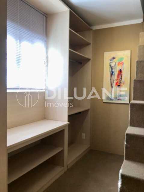 Conheça 340259477886368 do imóvel - Diluane Imóveis Vende. Ingá. Magnífica Residencial Duplex. Requinte e bom gosto. 250m². Garagem. - NTCA40026 - 21 340259477886368 - Diluane Imóveis Vende. Ingá. Magnífica Residencial Duplex. Requinte e bom gosto. 250m². Garagem. - NTCA40026 - 21