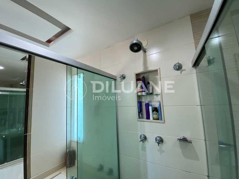 Conheça Suite Quarto 2 do imóvel - Diluane Imóveis Vende. Camboinhas. Excelente Casa Região com Ótima Qualidadede Vida. Duplex. Área Gormet e Piscina.Garagem 3 carros. Parque João Batista Petersen. - NTCN30013 - 25 Suite Quarto 2 - Diluane Imóveis Vende. Camboinhas. Excelente Casa Região com Ótima Qualidadede Vida. Duplex. Área Gormet e Piscina.Garagem 3 carros. Parque João Batista Petersen. - NTCN30013 - 25