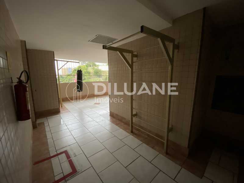 Conheça Academia do imóvel - Diluane Imóveis Vende !!! Niterói. Bem localizado. Condomínio com Infra Estrutura Completa.Medindo 80m². Garagem.Vazio. Proximo ao Corpo de Bombeiros. - NTAP30104 - 33 Academia - Diluane Imóveis Vende !!! Niterói. Bem localizado. Condomínio com Infra Estrutura Completa.Medindo 80m². Garagem.Vazio. Proximo ao Corpo de Bombeiros. - NTAP30104 - 33