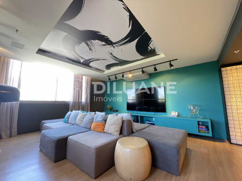 Conheça DF0F0BE5-84EB-40E8-AE6A-5614FA do imóvel - Apartamento para venda e aluguel Avenida Rui Barbosa, Flamengo, Rio de Janeiro - R$ 6.000.000 - CPAP30495 - 38 DF0F0BE5-84EB-40E8-AE6A-5614FA - Apartamento para venda e aluguel Avenida Rui Barbosa, Flamengo, Rio de Janeiro - R$ 6.000.000 - CPAP30495 - 38