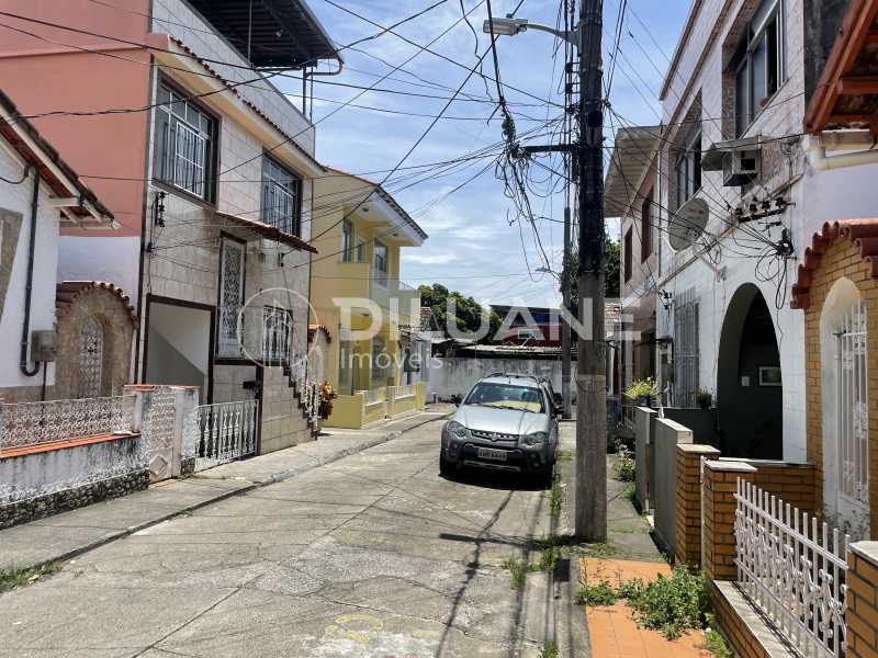 Vista rua - Casa de Vila 3 quartos à venda Méier, Rio de Janeiro - R$ 349.000 - CPCV30008 - 34