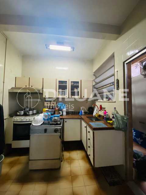 Conheça 6de986d3-7c9f-4cc2-b093-a6fbc8 do imóvel - Diluane Imóveis Vende. Bairro Fonseca, apartamento com 80m². Bem localizado. Aceita carta de crédito. - NTAP20229 - 10 6de986d3-7c9f-4cc2-b093-a6fbc8 - 10