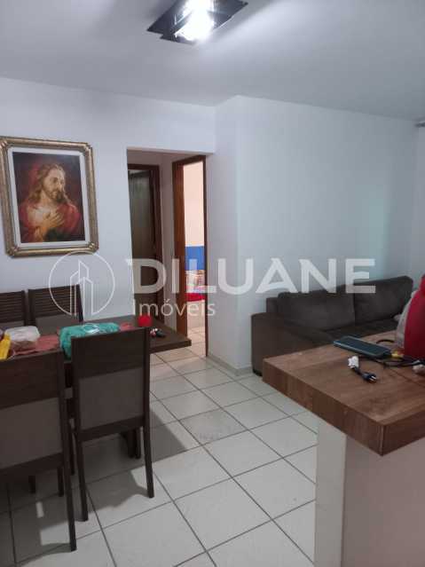 Conheça 65959846-7676-4517-8a41-4519f4 do imóvel - Diluane Imóveis Vende. Apartamento bem localizado. Condomínio com PlayClub Completo e garagem com manobrista. Aceita carta de crédito. - NTAP20230 - 3 65959846-7676-4517-8a41-4519f4 - 3