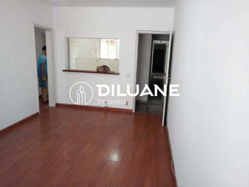 Conheça 692d37b0-6b91-4369-8d1a-238c1d do imóvel - Diluane Imóveis Vende. Icaraí. Bem localizado. Ótimo preço. Garagem. Ótima planta 85m². Pé direiro alto. - NTAP20038 - 2 692d37b0-6b91-4369-8d1a-238c1d - Diluane Imóveis Vende. Icaraí. Bem localizado. Ótimo preço. Garagem. Ótima planta 85m². Pé direiro alto. - NTAP20038 - 2