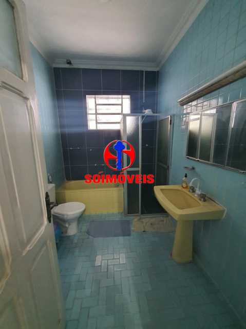 Conheça BANHEIRO 2º ANDAR do imóvel - Casa 5 quartos à venda Tijuca, Rio de Janeiro - R$ 945.000 - TJCA50013 - 22 BANHEIRO 2º ANDAR - Casa 5 quartos à venda Tijuca, Rio de Janeiro - R$ 945.000 - TJCA50013 - 22