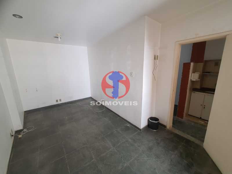 Conheça QUARTO do imóvel - Kitnet/Conjugado 35m² à venda Centro Sul, Timóteo - R$ 165.000 - TJKI00060 - 8 QUARTO - Kitnet/Conjugado 35m² à venda Centro Sul, Timóteo - R$ 165.000 - TJKI00060 - 8